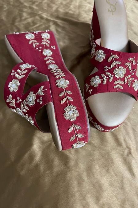 House Of Dhwni Singhvi_Red Zari, Embroidery Zardozi Flower Embellished Wedges _Online_at_Aza_Fashions
