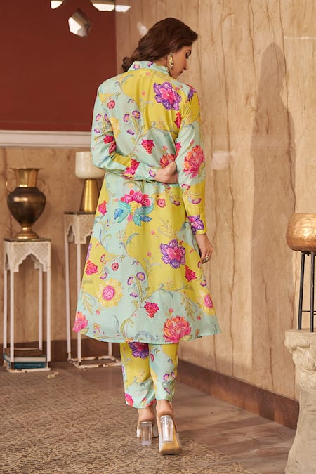 Negra Elegante Floral Printed Kurta & Pant Set 