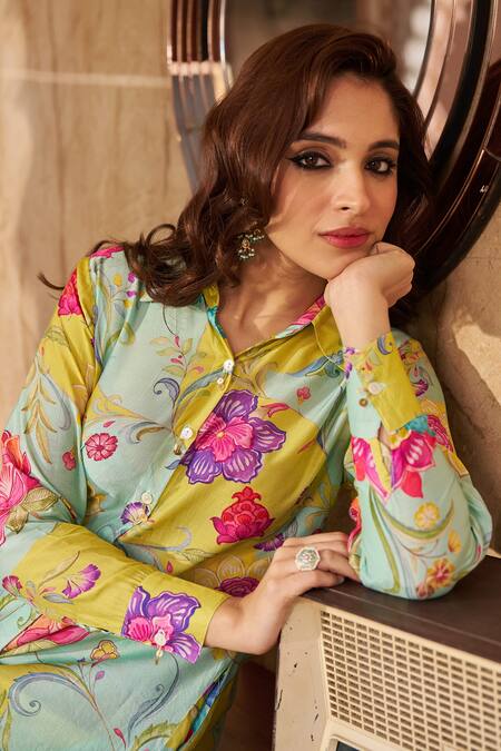 Negra Elegante Blue Cotton, Silk Collared Floral Printed Kurta And Pant Set Online at Aza Fashions Negra Elegante_Blue Cotton, Silk Collared Floral Printed Kurta And Pant Set _Online_at_Aza_Fashions