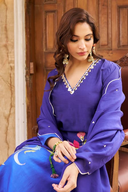 Negra Elegante_Blue Silk, Modal, Organza Cut Work, Embroidery, Floral Placement Print Kurta Set _Online_at_Aza_Fashions