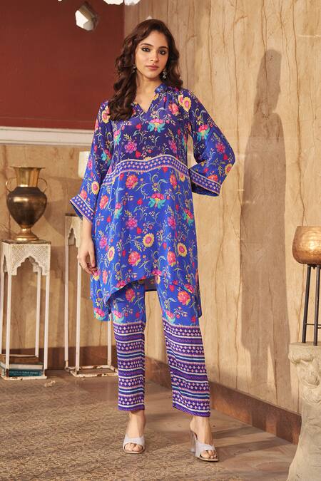 Negra Elegante Blue Cotton, Silk Embroidery Mandarin Collar Floral Print Kurta And Pant Set at Aza Fashions Negra Elegante_Blue Cotton, Silk Embroidery Mandarin Collar Floral Print Kurta And Pant Set _at_Aza_Fashions