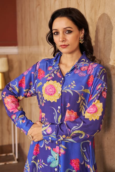 Negra Elegante_Blue Cotton, Silk Embroidery Collared Lotus Print Shirt Kurta And Pant Set _Online_at_Aza_Fashions