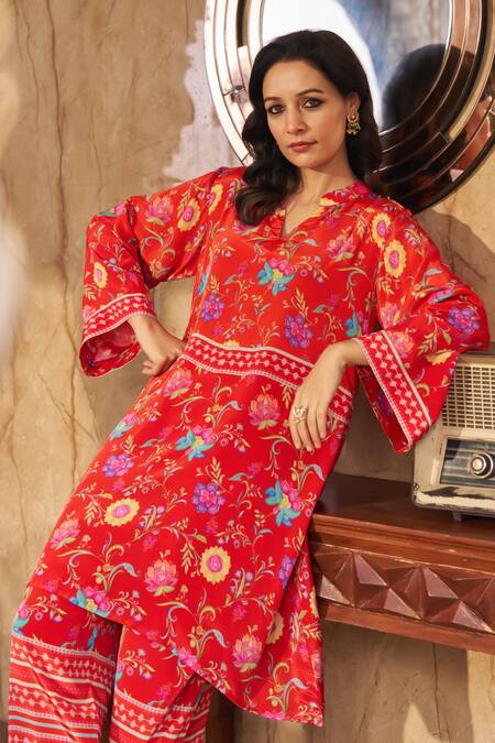Shop_Negra Elegante_Orange Cotton, Silk Embroidery Mandarin Collar Floral Print Kurta Set _Online_at_Aza_Fashions