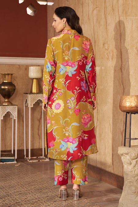 Negra Elegante Bloom Print Cotton Silk Kurta & Pant Set 