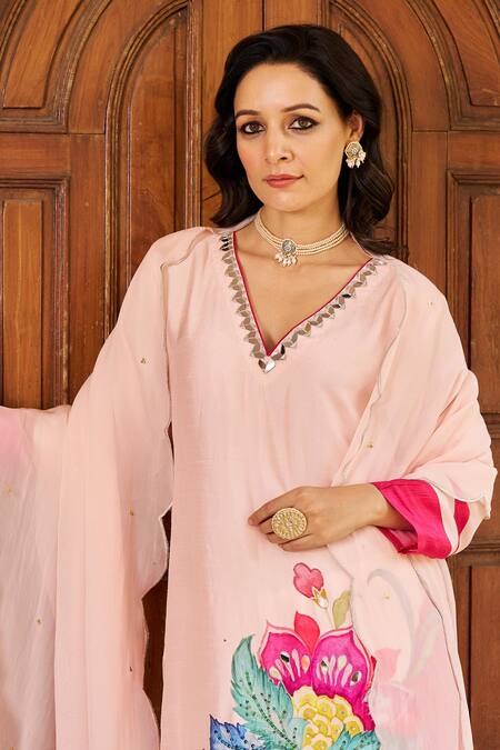 Buy_Negra Elegante_Pink Silk, Modal, Organza Sequins, Cut Work V-neck Bloom Print Kurta Pant Set _Online_at_Aza_Fashions
