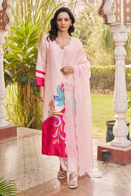 Shop_Negra Elegante_Pink Silk, Modal, Organza Sequins, Cut Work V-neck Bloom Print Kurta Pant Set 