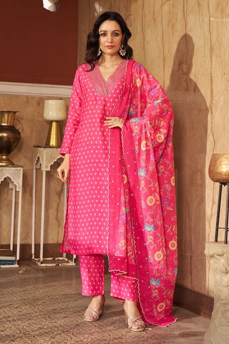 Negra Elegante_Pink Cotton, Silk, Muslin, Chiffon Embroidery, Zari, Abstract Kurta Pant Set _at_Aza_Fashions