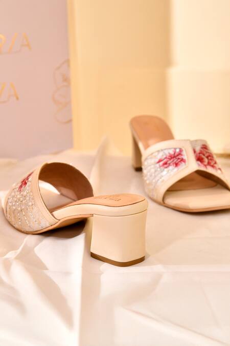 Buy_LA Fiza_Beige Cut Work, Pearls, Sequins, Embroidery Rosalia Heels