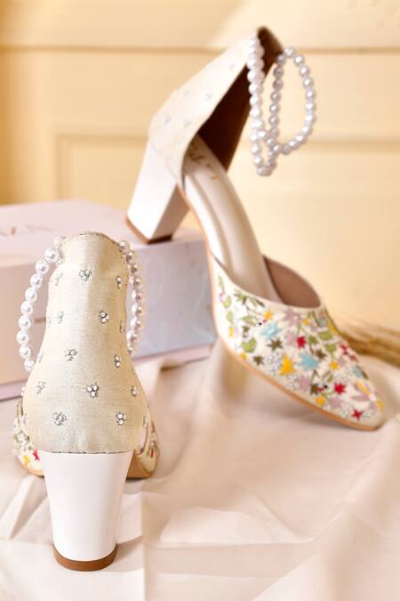 Shop_LA Fiza_White Pearls, Embroidery Strap Block Heels