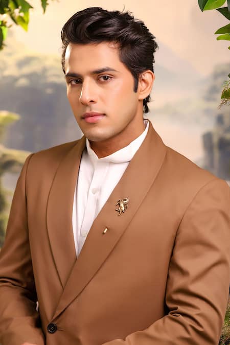 Shop_Cosa Nostraa_Gold Gallant Stallion Lapel Pin _at_Aza_Fashions