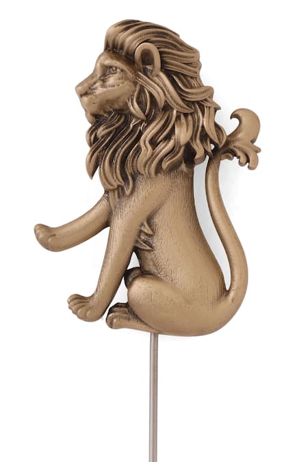 Buy_Cosa Nostraa_Gold Antique Lion Poise Lapel Pin 