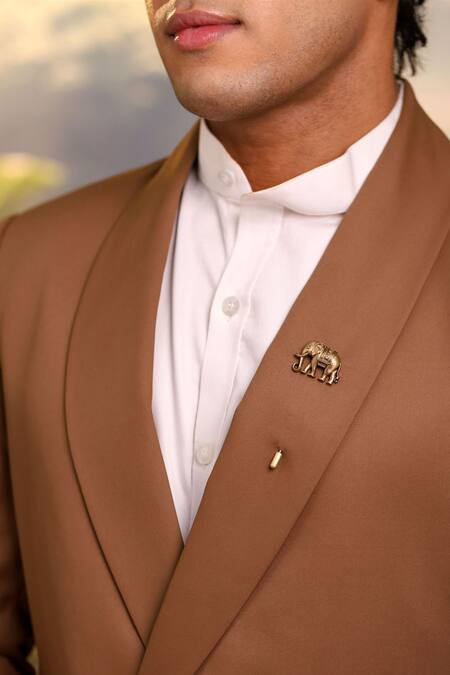 Buy_Cosa Nostraa_Gold Heritage Elephant Lapel Pin 