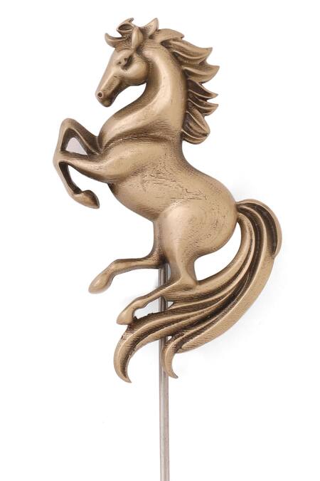 Buy_Cosa Nostraa_Gold Eponas Grace Designer Lapel Pin 