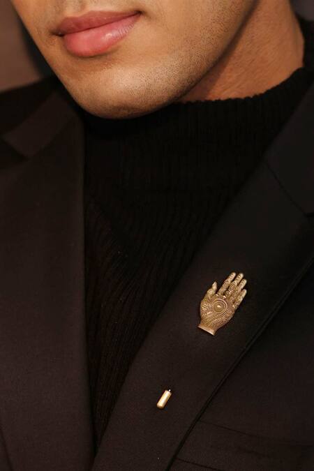 Buy_Cosa Nostraa_Gold Embroidery Antique Hand Of Harmony Lapel Pin _Online_at_Aza_Fashions