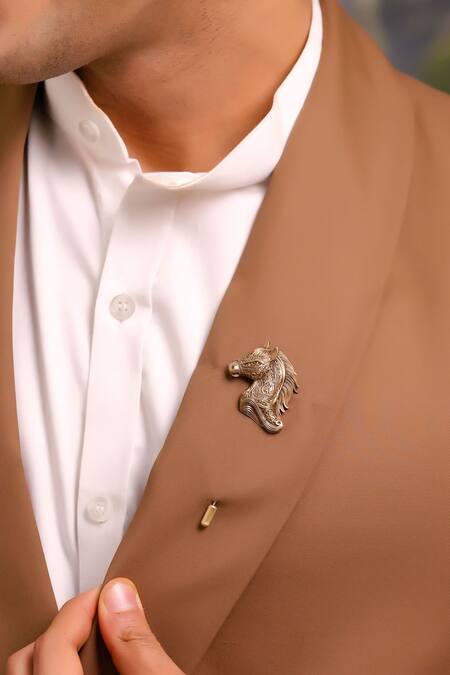 Buy_Cosa Nostraa_Gold Antique Horse Head Lapel Pin 