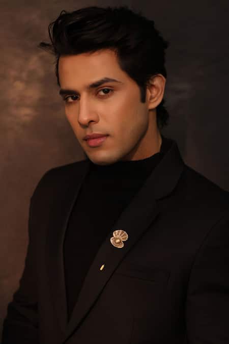 Cosa Nostraa Antique Gold Bloom Lapel Pin 