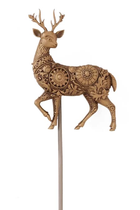 Buy_Cosa Nostraa_Gold Antique Prancing Herald Lapel Pin 