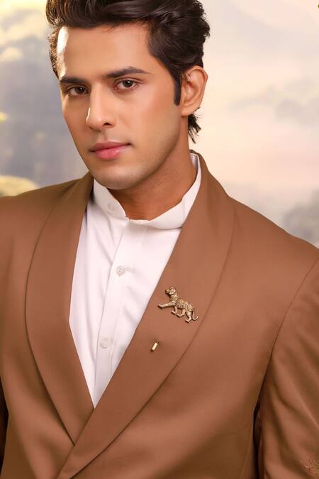 Cosa Nostraa Tiger Pattern Antique Gold Lapel Pin 