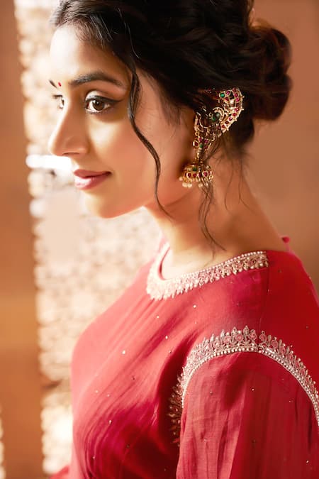 Buy Almaari By Pooja Patel Red Chanderi, Organza, Silk Embroidery, Sequins Round Neck Anarkali Set Online at Aza Fashions Buy_Almaari By Pooja Patel_Red Chanderi, Organza, Silk Embroidery, Sequins Round Neck Anarkali Set _Online_at_Aza_Fashions