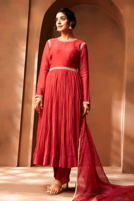 Almaari By Pooja Patel Red Chanderi, Organza, Silk Embroidery, Sequins Round Neck Anarkali Set at Aza Fashions Almaari By Pooja Patel_Red Chanderi, Organza, Silk Embroidery, Sequins Round Neck Anarkali Set _at_Aza_Fashions