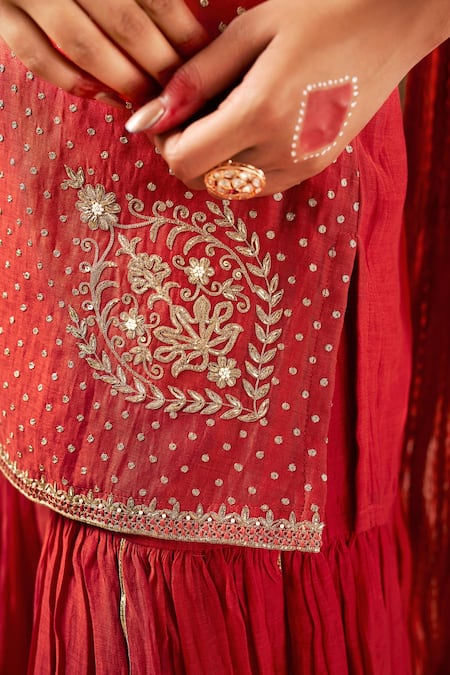 Almaari By Pooja Patel_Red Chanderi Gota Patti, Applique, Embroidery V-neck Aari Kurta Sharara Set _at_Aza_Fashions