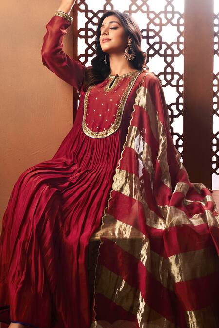 Almaari By Pooja Patel_Red Chanderi, Silk Sequins Round Neck Yoke Anarkali Set _Online_at_Aza_Fashions