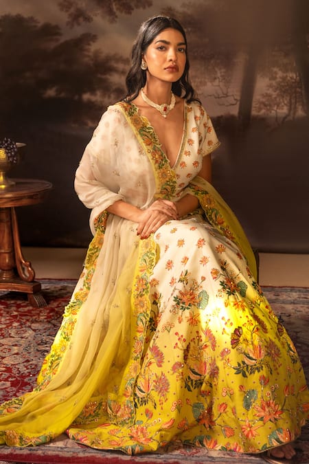 Soup By Sougat Paul White Silk, Organza Embroidery, Sequins V-neck Floral Print Lehenga Set Online at Aza Fashions Soup By Sougat Paul_White Silk, Organza Embroidery, Sequins V-neck Floral Print Lehenga Set _Online_at_Aza_Fashions