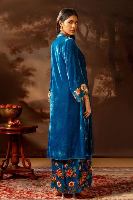Soup By Sougat Paul Blue Velvet Embroidered Kurta & Pant Set 