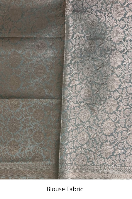 Buy_Zal From Benaras_Green Silk Embroidery Floral Scallop Hem Saree Set