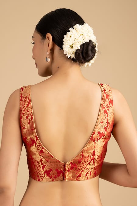 Shop_Zal From Benaras_Red Silk Embroidery V-neck Floral Stripe Scallop Hem Saree Set 