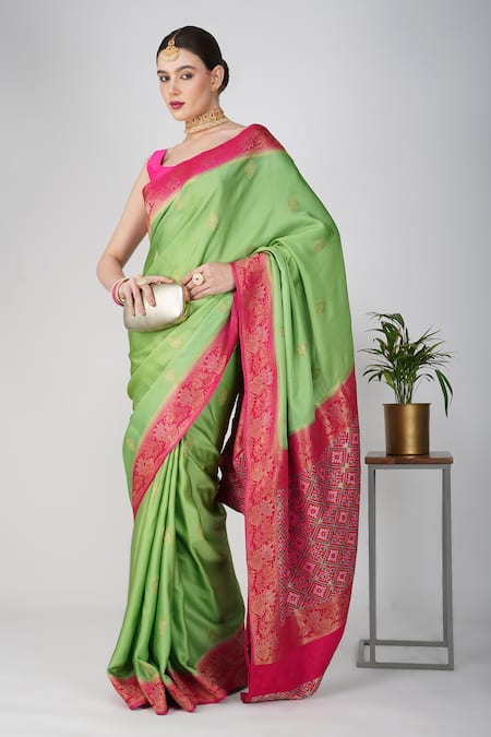 Zal From Benaras Hand Woven Contrast Hem Saree With Unstitched Blouse Piece 