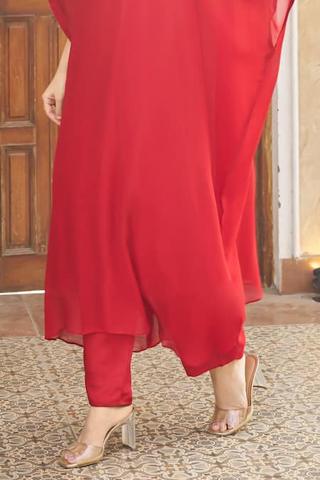 Buy_Negra Elegante_Red Georgette, Cotton, Modal Zari V-neck Zardozi Embroidered Kaftan And Pant Set 