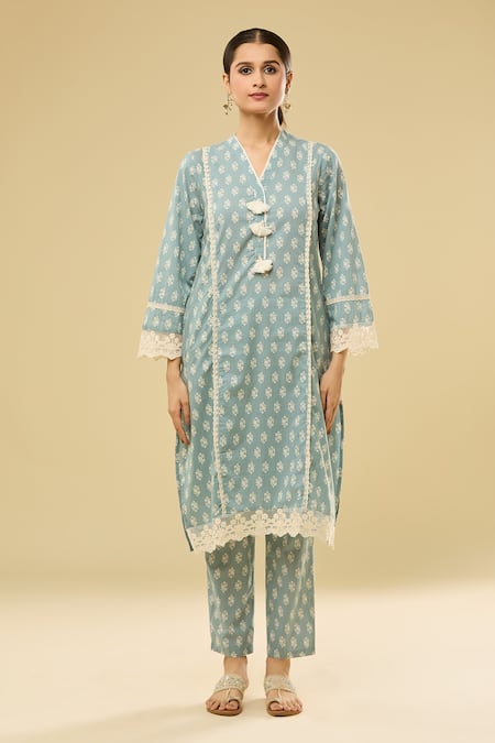 Samyukta Singhania Blue Cotton Tassels V-neck Floral Printed Kurta Set With Pant Online at Aza Fashions Samyukta Singhania_Blue Cotton Tassels V-neck Floral Printed Kurta Set With Pant _Online_at_Aza_Fashions