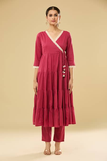 Shop Naintara Bajaj Pink Cotton Embroidery V-neck Tiered Angarkha Set With Floral Dupatta Online at Aza Fashions Shop_Naintara Bajaj_Pink Cotton Embroidery V-neck Tiered Angarkha Set With Floral Dupatta _Online_at_Aza_Fashions