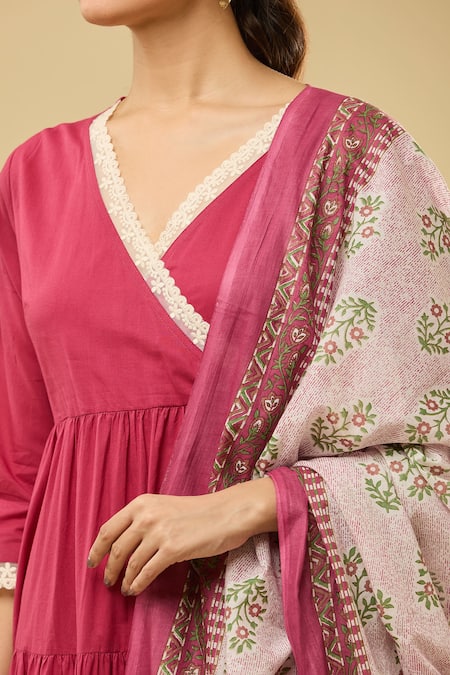 Buy Naintara Bajaj Pink Cotton Embroidery V-neck Tiered Angarkha Set With Floral Dupatta Buy_Naintara Bajaj_Pink Cotton Embroidery V-neck Tiered Angarkha Set With Floral Dupatta