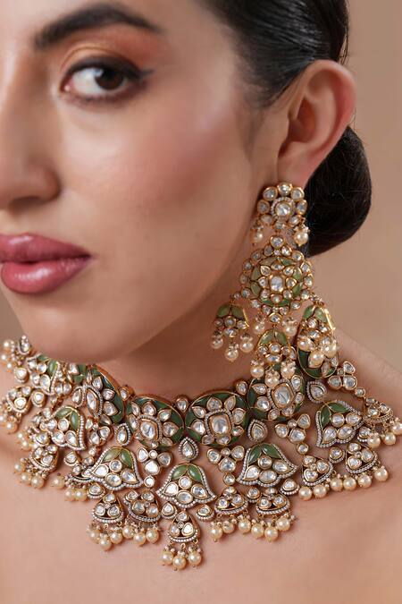 Shop Ekathva Jaipur Emerald Green Metallic Thread Polki Meenakari Necklace Set at Aza Fashions Shop_Ekathva Jaipur_Emerald Green Metallic Thread Polki Meenakari Necklace Set_at_Aza_Fashions