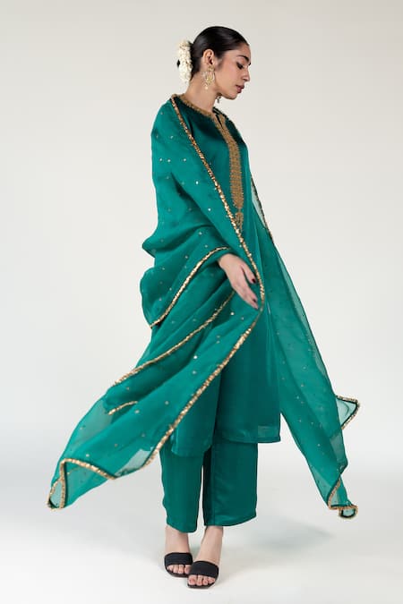 Buy Nirjara Green Silk Organza Embroidery Aqua Kiran Lace Dupatta Online at Aza Fashions Buy_Nirjara_Green Silk Organza Embroidery Aqua Kiran Lace Dupatta _Online_at_Aza_Fashions