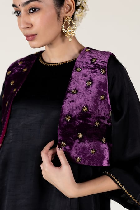 Nirjara Purple Silk, Velvet Beads, Embroidery Open Neck Flower Koti Online at Aza Fashions Nirjara_Purple Silk, Velvet Beads, Embroidery Open Neck Flower Koti _Online_at_Aza_Fashions