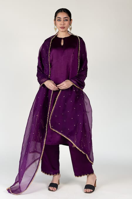 Buy Nirjara Purple Silk Organza Embroidery Aubergine Kiran Lace Dupatta Online at Aza Fashions Buy_Nirjara_Purple Silk Organza Embroidery Aubergine Kiran Lace Dupatta _Online_at_Aza_Fashions