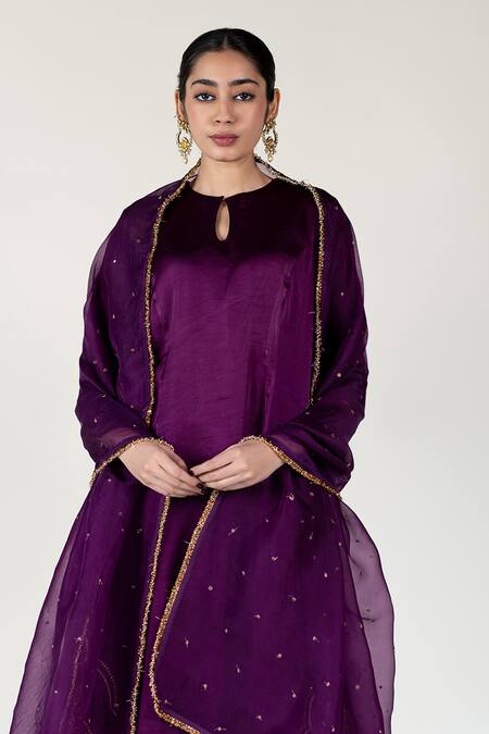 Buy_Nirjara_Black Silk Organza Sequins Zardozi Embroidered Dupatta _Online_at_Aza_Fashions