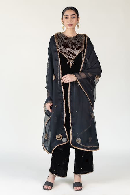 Shop_Nirjara_Black Silk Organza Sequins Zardozi Embroidered Dupatta _at_Aza_Fashions