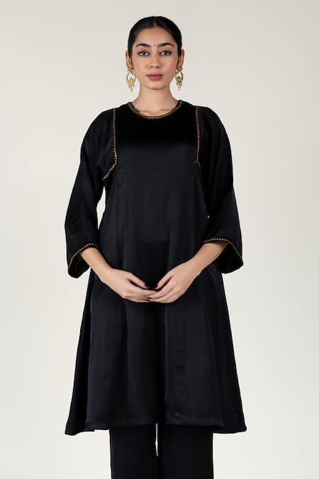 Buy Nirjara Black Silk Embroidery, Sequins, Zari Round Neck Choga Kurta Set Online at Aza Fashions Buy_Nirjara_Black Silk Embroidery, Sequins, Zari Round Neck Choga Kurta Set _Online_at_Aza_Fashions