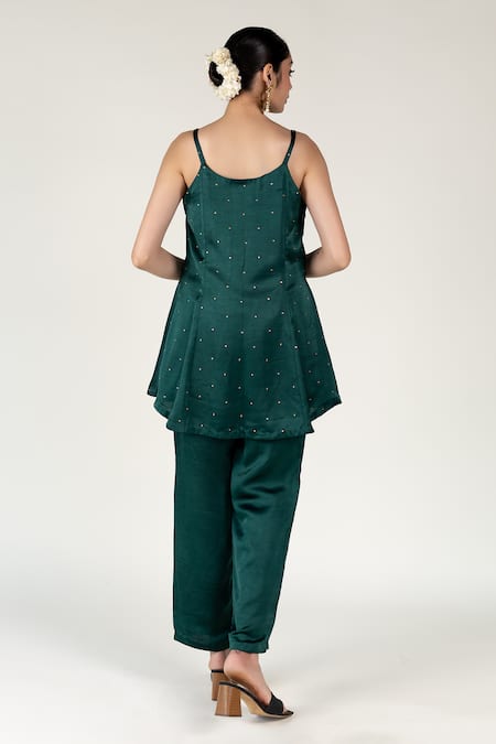 Nirjara Green Tikki Embroidered Kurta Set 