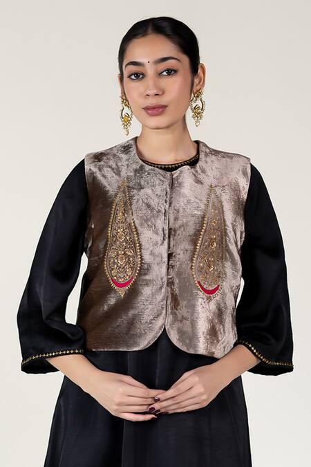 Buy_Nirjara_Gray Silk Embroidery Round Neck Cypress Motif Sadri Jacket _Online_at_Aza_Fashions