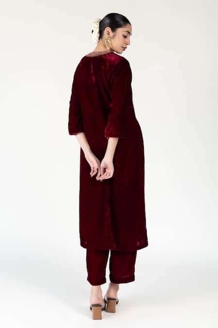 Nirjara Maroon Marodi Embroidered Velvet Kurta Set 