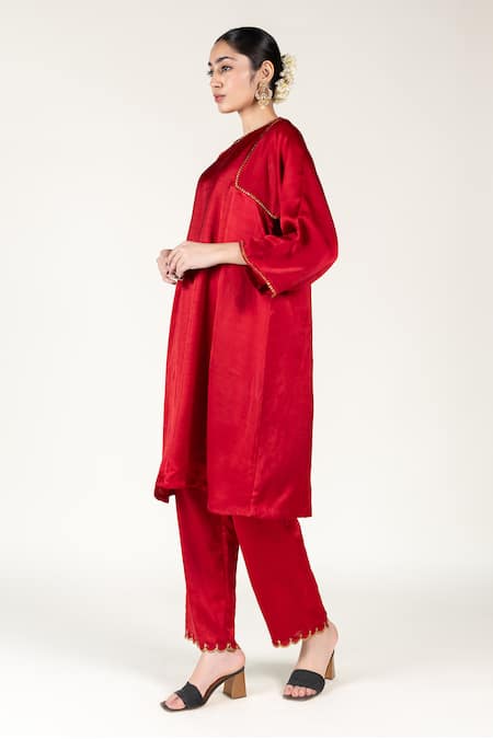 Shop_Nirjara_Maroon Silk Sequins, Zari Round Neck Zardozi Embroidered Choga Kurta Set _Online_at_Aza_Fashions