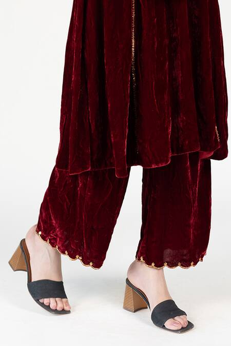 Nirjara Maroon Silk, Velvet Embroidery, Zari Round Neck Zardozi Kurta Set at Aza Fashions Nirjara_Maroon Silk, Velvet Embroidery, Zari Round Neck Zardozi Kurta Set _at_Aza_Fashions