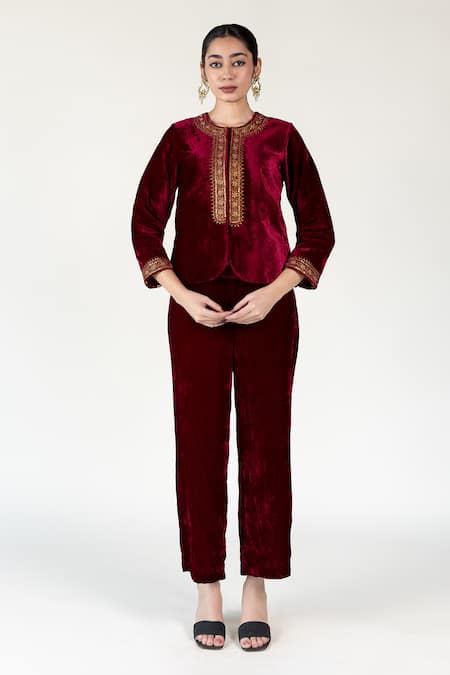 Nirjara Maroon Aari Embroidered Jacket 