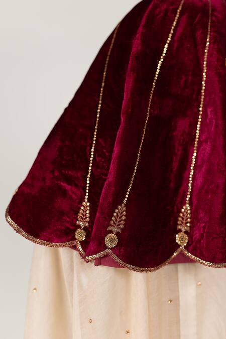 Nirjara Maroon Anaar Motif Embroidered Cape at Aza Fashions Nirjara_Maroon Anaar Motif Embroidered Cape _at_Aza_Fashions