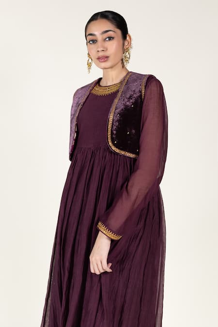 Nirjara_Purple Silk Embroidery Open Neck Plum Aari Short Koti _Online_at_Aza_Fashions